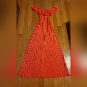 Venus off or on the shoulder maxo style dress. Hot pink.